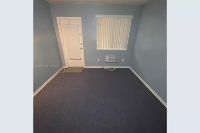 28 NW 170th St #2, North Miami Beach, FL 33169 - Photo 5