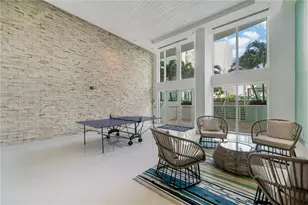 41 SE 5th St, Miami, FL 33131 - Photo 9