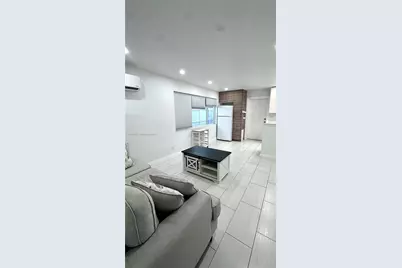 2415 Thomas St #B, Hollywood, FL 33020 - Photo 9
