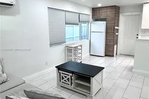 2415 Thomas St, Hollywood, FL 33020 - Photo 9
