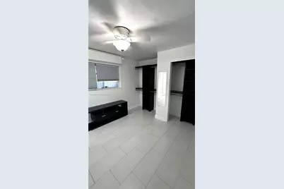 2415 Thomas St #B, Hollywood, FL 33020 - Photo 13