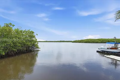 70 SW Hideaway Pl, Stuart, FL 34994 - Photo 23