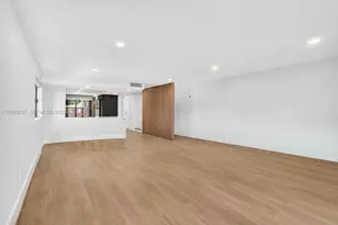 10046 NW 41st St, Doral, FL 33178 - Photo 5