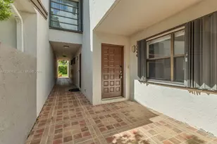 10046 NW 41st St, Doral, FL 33178 - Photo 27
