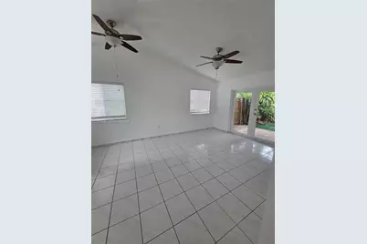 306 NW 114th Ave #3-101, Sweetwater, FL 33172 - Photo 9