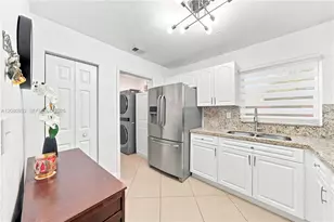 4111 NW 203rd Ln, Miami Gardens, FL 33055 - Photo 11