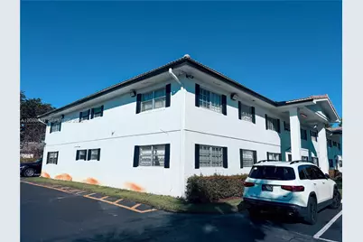 4240 Woodside Dr #2, Coral Springs, FL 33065 - Photo 3