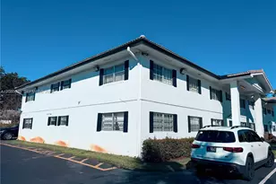 4240 Woodside Dr, Coral Springs, FL 33065 - Photo 3