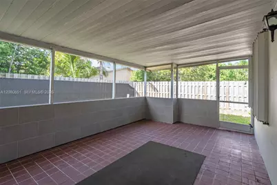 6112 SW 3rd St #2, Margate, FL 33068 - Photo 19