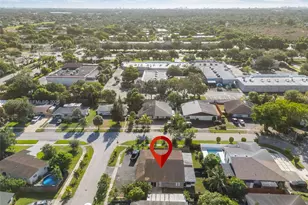 6112 SW 3rd St, Margate, FL 33068 - Photo 25