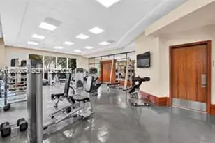 1050 Brickell Ave, Miami, FL 33131 - Photo 27