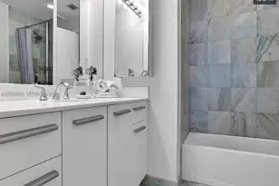 1050 Brickell Ave, Miami, FL 33131 - Photo 11