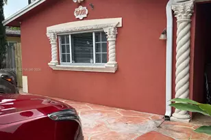 9051 NW 18th Ct, Pembroke Pines, FL 33024 - Photo 3
