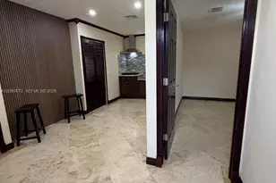 9051 NW 18th Ct, Pembroke Pines, FL 33024 - Photo 7