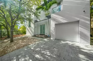 3253 McDonald St, Miami, FL 33133 - Photo 47