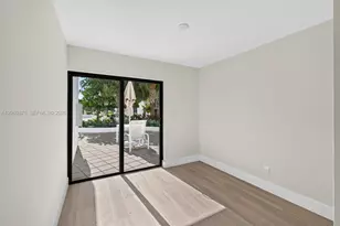 20281 E Country Club Dr, Aventura, FL 33180 - Photo 7