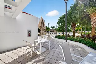 20281 E Country Club Dr, Aventura, FL 33180 - Photo 5