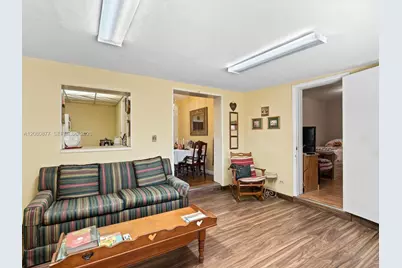 1828 SW 18th St, Miami, FL 33145 - Photo 19