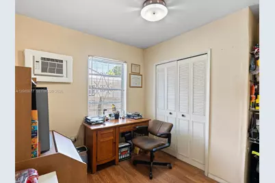 1828 SW 18th St, Miami, FL 33145 - Photo 9