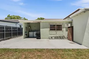 1828 SW 18th St, Miami, FL 33145 - Photo 29