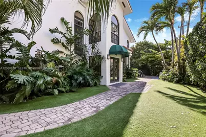 596 Fernwood Rd #B, Key Biscayne, FL 33149 - Photo 21
