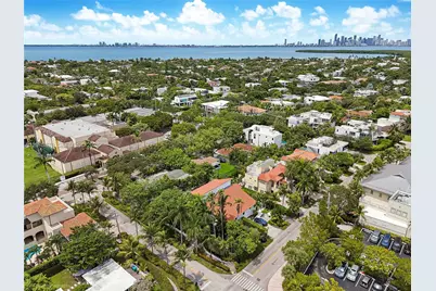 596 Fernwood Rd #B, Key Biscayne, FL 33149 - Photo 37