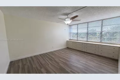 1200 Saint Charles Pl #411, Pembroke Pines, FL 33026 - Photo 13