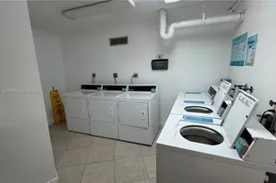 1200 St Charles Pl, Pembroke Pines, FL 33026 - Photo 19
