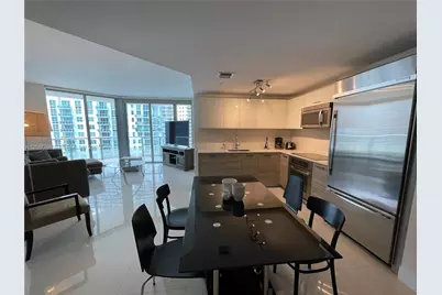 1300 Brickell Bay Dr #2010, Miami, FL 33131 - Photo 3
