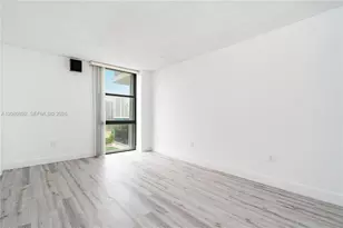 3625 N Country Club Dr, Aventura, FL 33180 - Photo 17