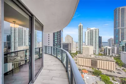 45 SW 9th St #2103, Miami, FL 33130 - Photo 13