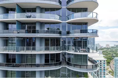 1000 Brickell Plz #PH5307, Miami, FL 33131 - Photo 5