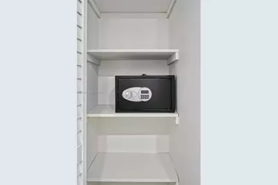 5701 Collins Ave #908, Miami Beach, FL 33140 - Photo 27