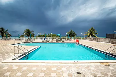 5701 Collins Ave #908, Miami Beach, FL 33140 - Photo 31