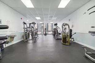 2301 S Ocean Dr, Hollywood, FL 33019 - Photo 35