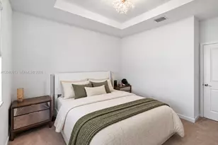 957 NE 211th St, Miami, FL 33179 - Photo 15