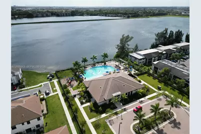 957 NE 211th St, Miami, FL 33179 - Photo 31