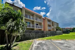 5201 Geneva Way, Doral, FL 33166 - Photo 13