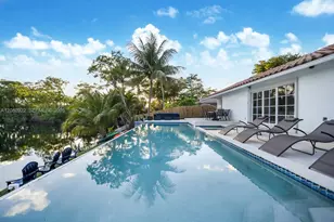 2286 NE 215th St, Miami, FL 33180 - Photo 27