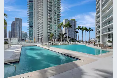 90 SW 3rd St #2210, Miami, FL 33130 - Photo 9