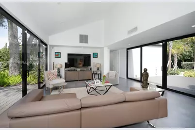 6121 SW 104th St, Pinecrest, FL 33156 - Photo 5