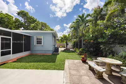 5960 SW 46th Ter, Miami, FL 33155 - Photo 23