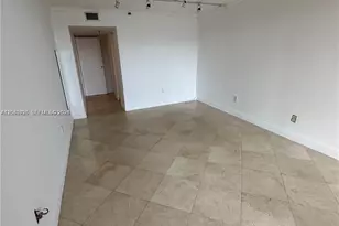 555 NE 15th St, Miami, FL 33132 - Photo 15