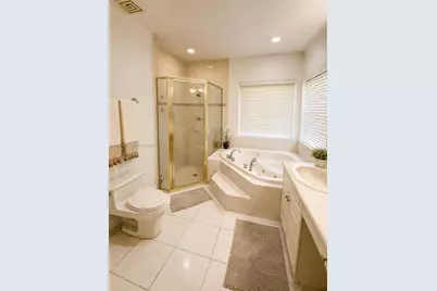 1100 NW 114th Ave, Plantation, FL 33323 - Photo 23