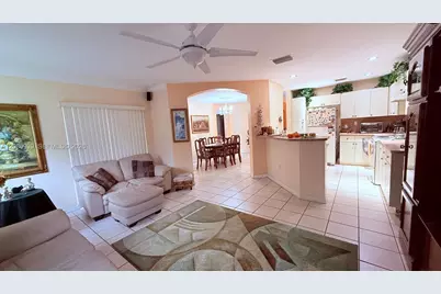 4729 SW 163rd Pl, Miami, FL 33185 - Photo 7