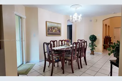 4729 SW 163rd Pl, Miami, FL 33185 - Photo 5