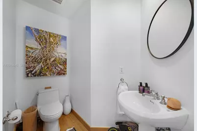 100 S Pointe Dr #1709, Miami Beach, FL 33139 - Photo 27
