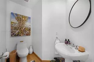 100 S Pointe Dr, Miami Beach, FL 33139 - Photo 27