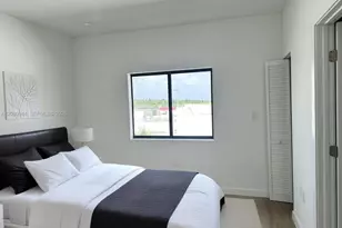 307 NW 13th Pl, Florida City, FL 33034 - Photo 5