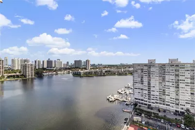 2780 NE 183rd St #2114, Aventura, FL 33160 - Photo 17